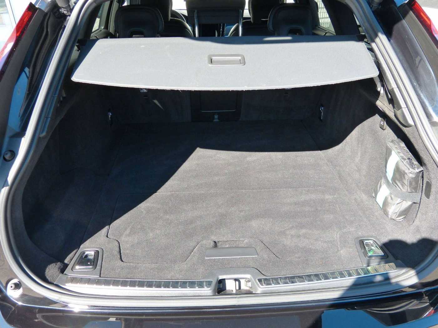Volvo V90 Cross Country – Bild 20