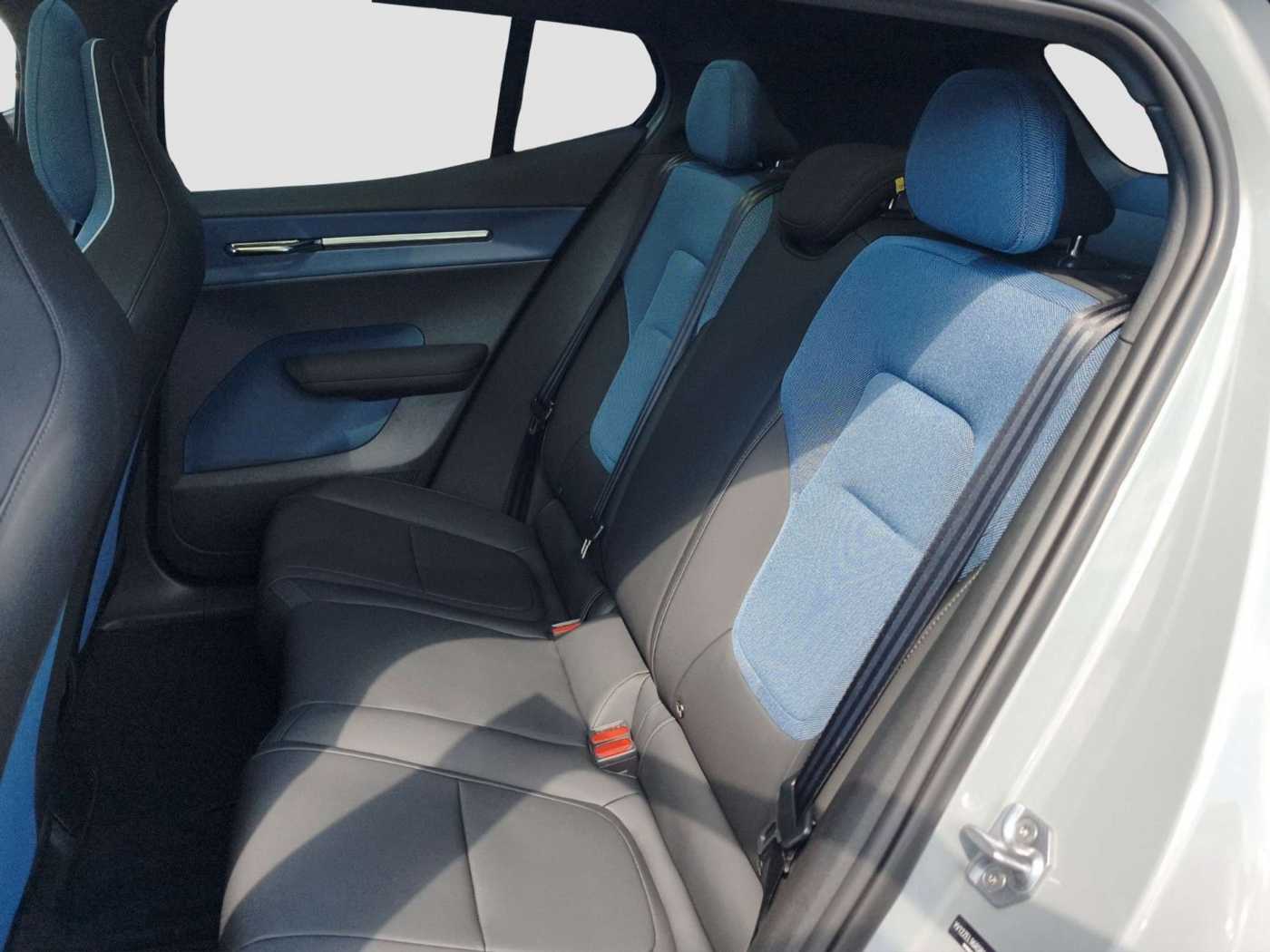 Volvo EX30 – Bild 14