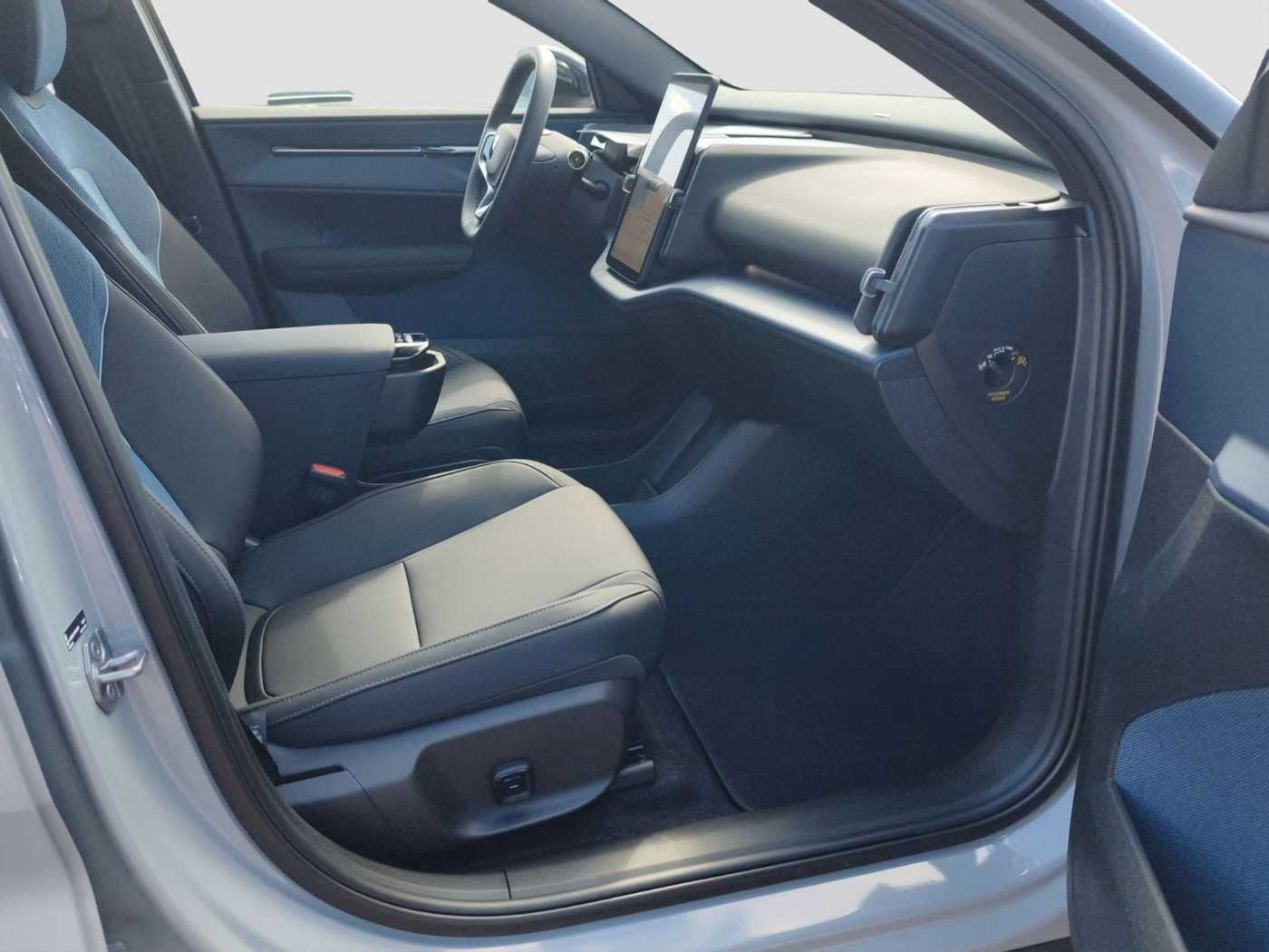 Volvo EX30 – Bild 16