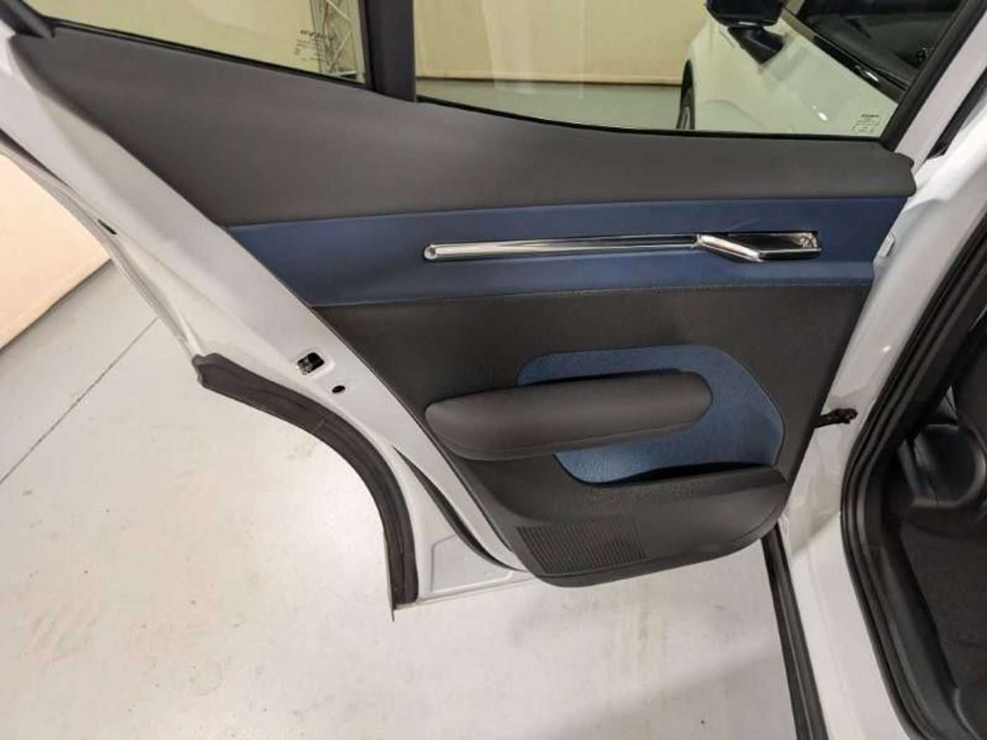 Volvo EX30 – Bild 10