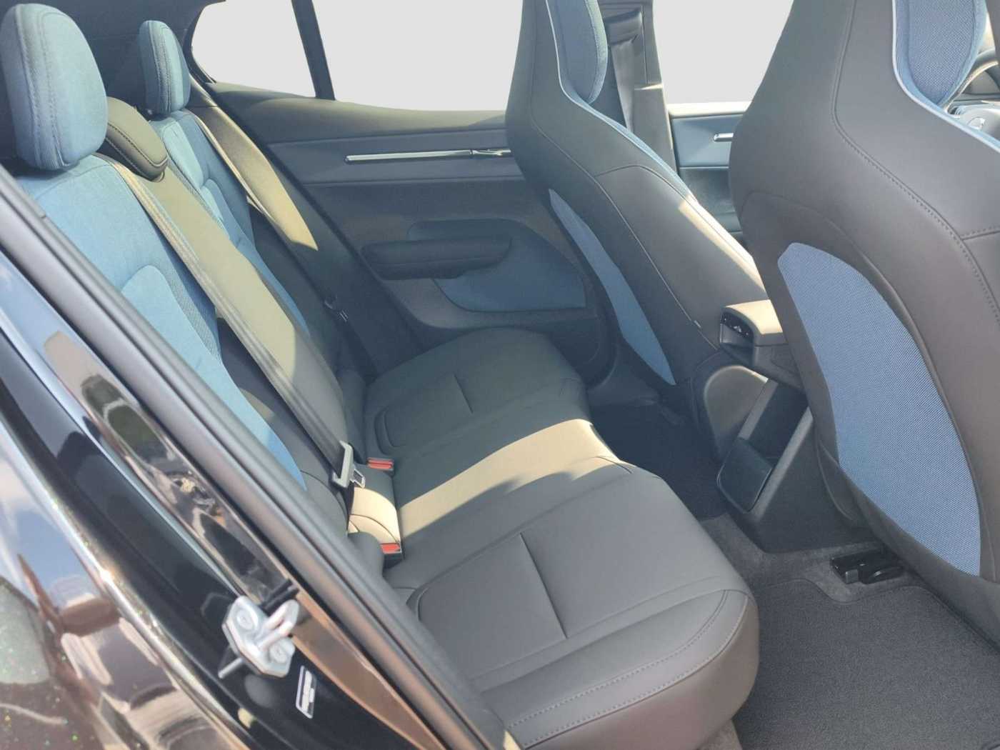 Volvo EX30 – Bild 17