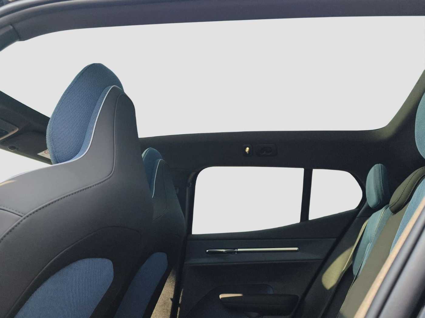 Volvo EX30 – Bild 21