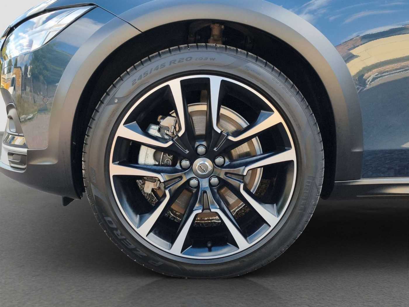 Volvo V90 Cross Country – Bild 20