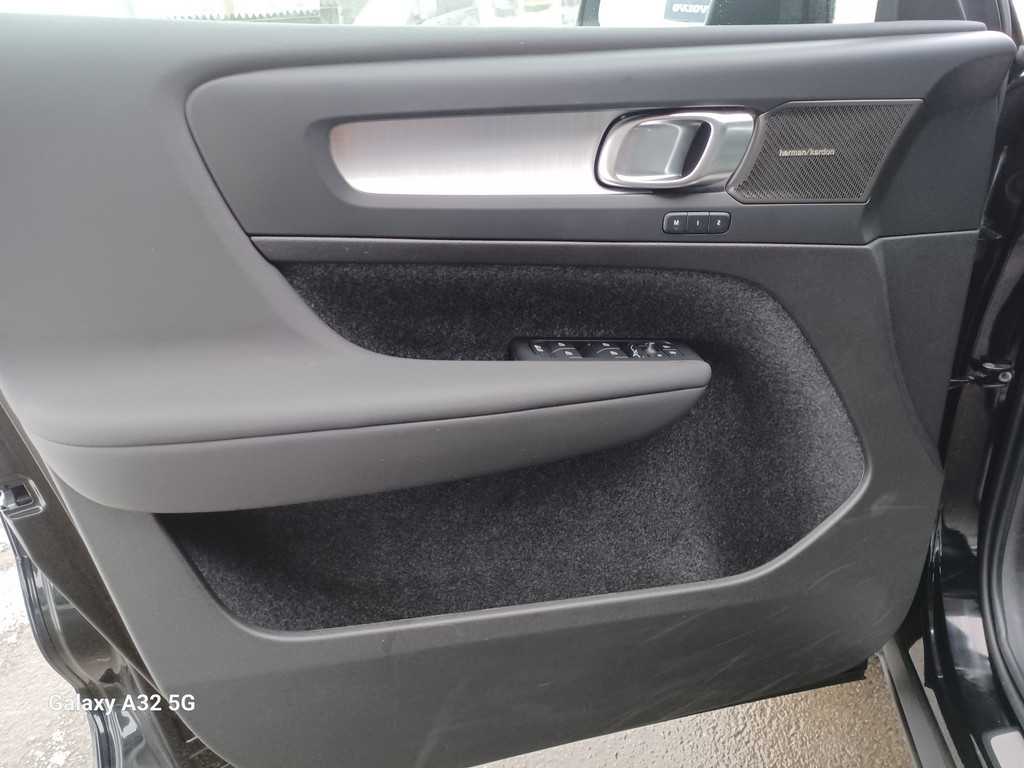 Volvo XC40 – Bild 18