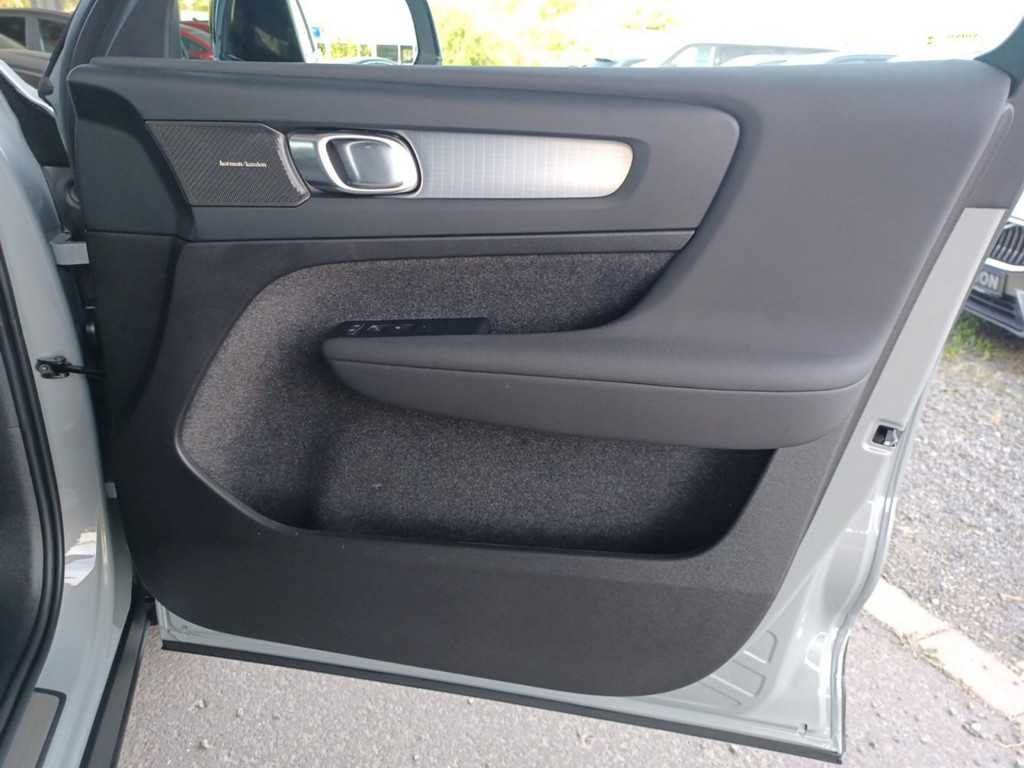 Volvo XC40 – Bild 18
