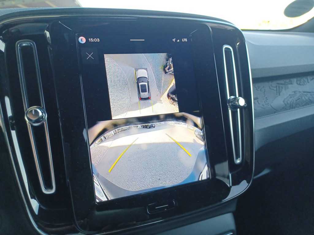 Volvo EX40 – Bild 24