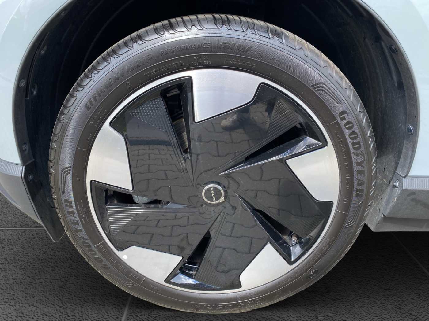 Volvo EX30 – Bild 13