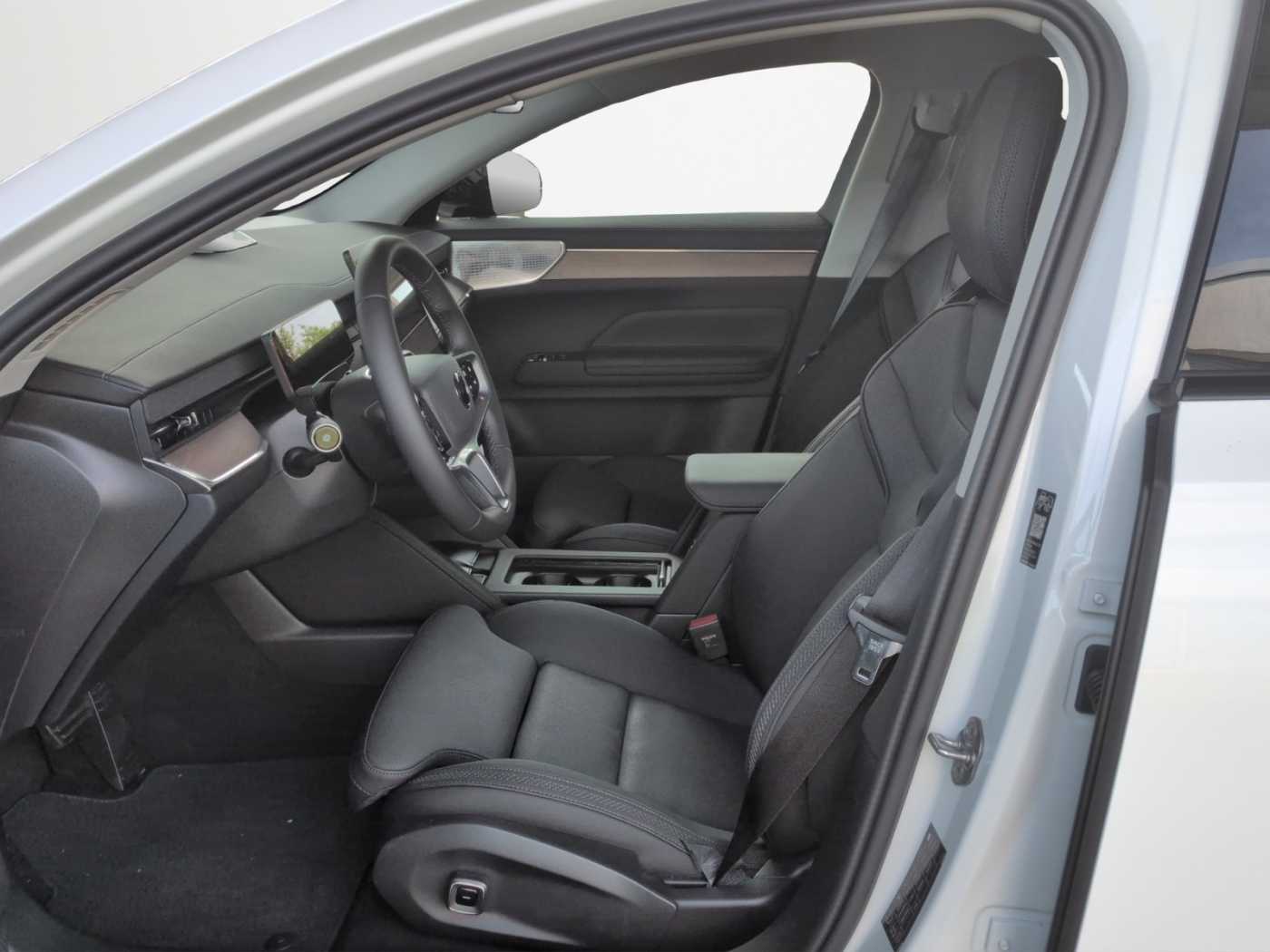 Volvo ES90 – Bild 7