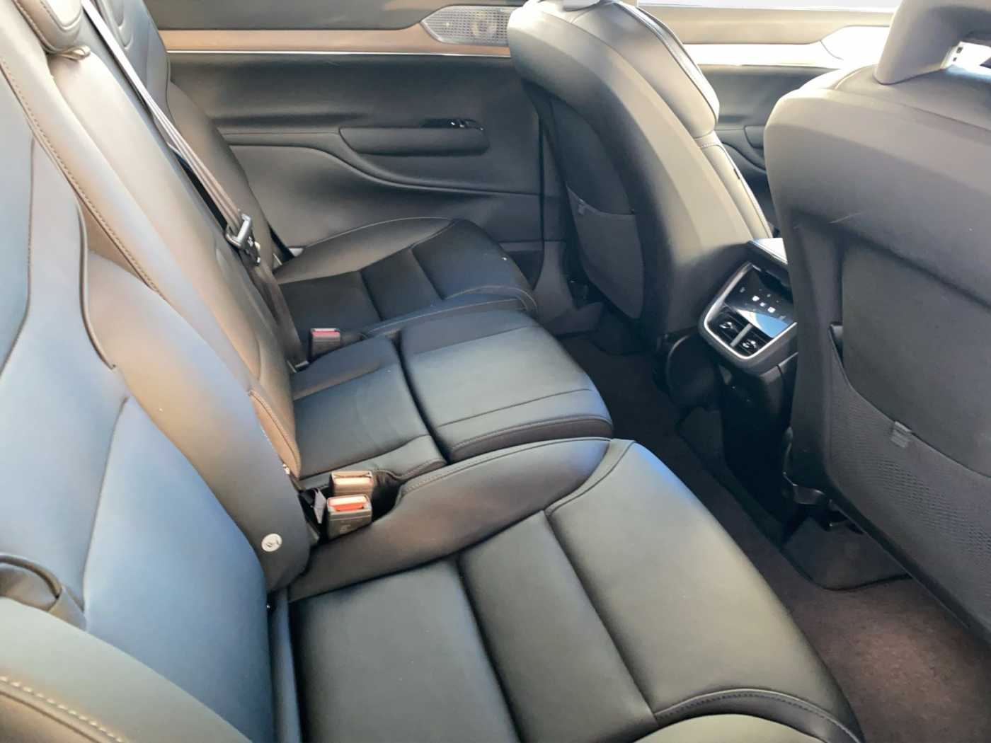 Volvo EX90 – Bild 13
