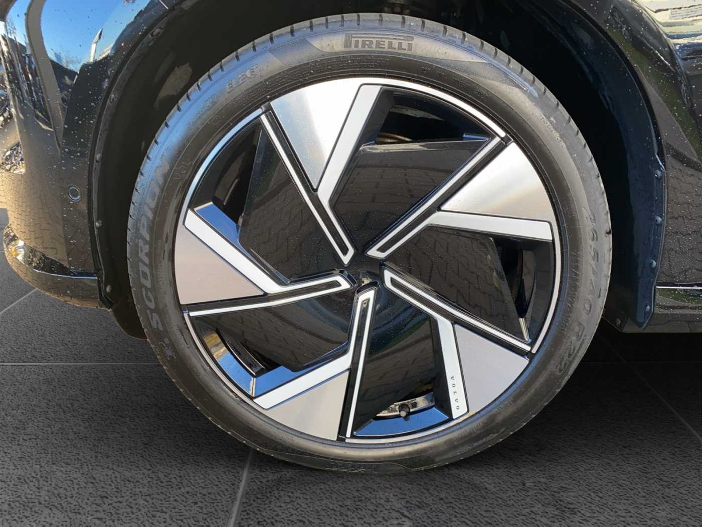Volvo EX90 – Bild 15