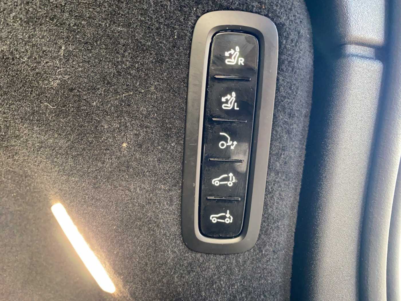 Volvo EX90 – Bild 22