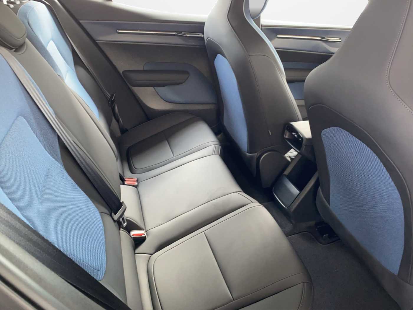 Volvo EX30 – Bild 13