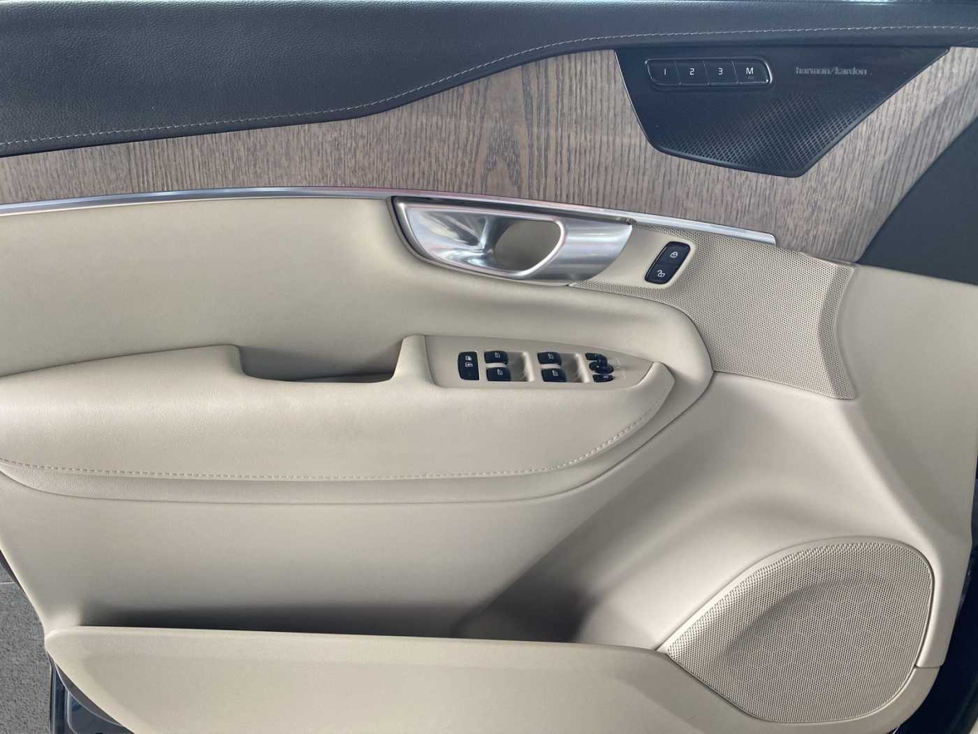 Volvo XC90 – Bild 17