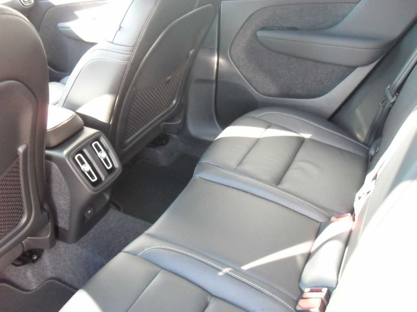 Volvo XC40 – Bild 15