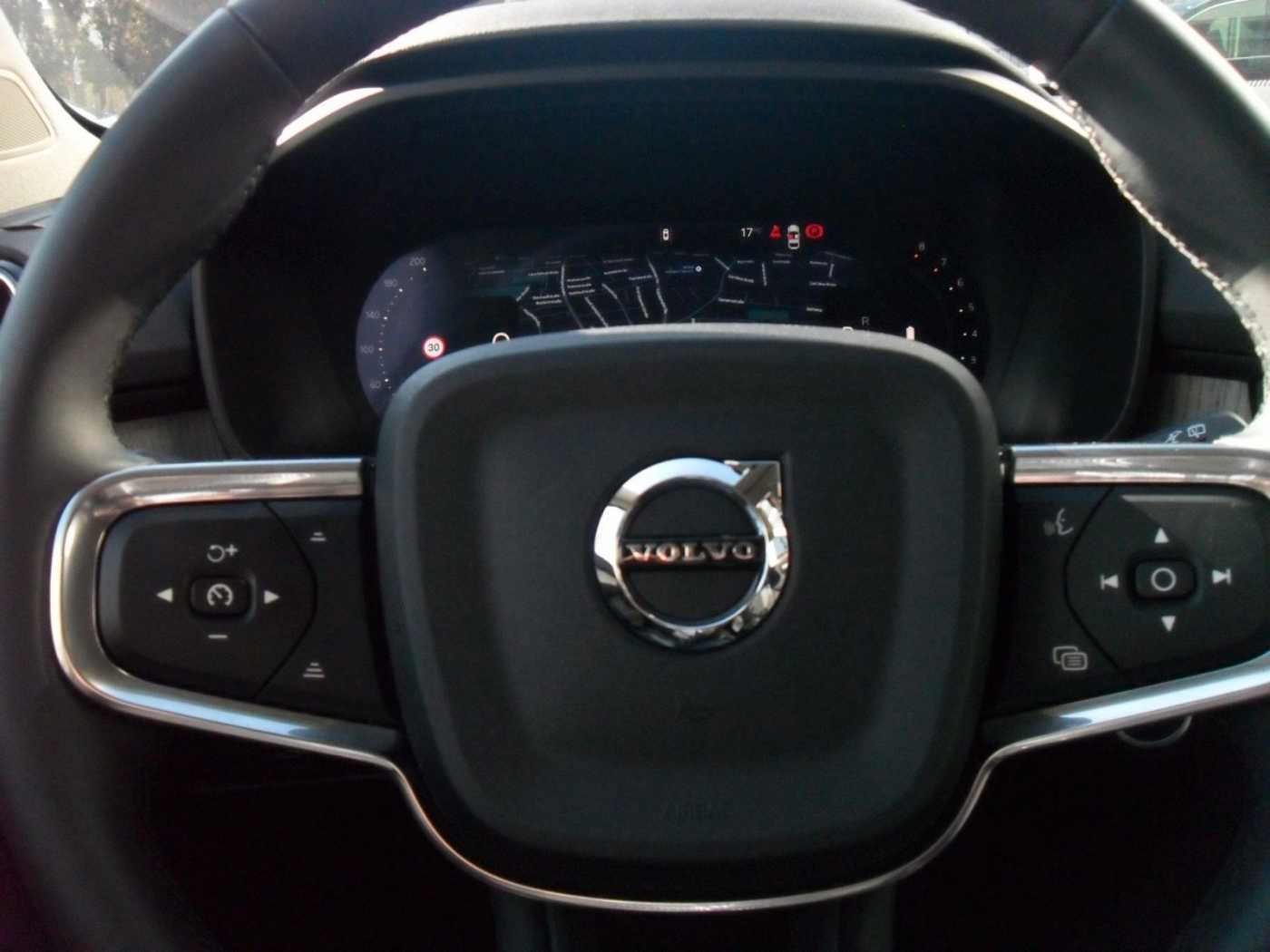 Volvo XC40 – Bild 28