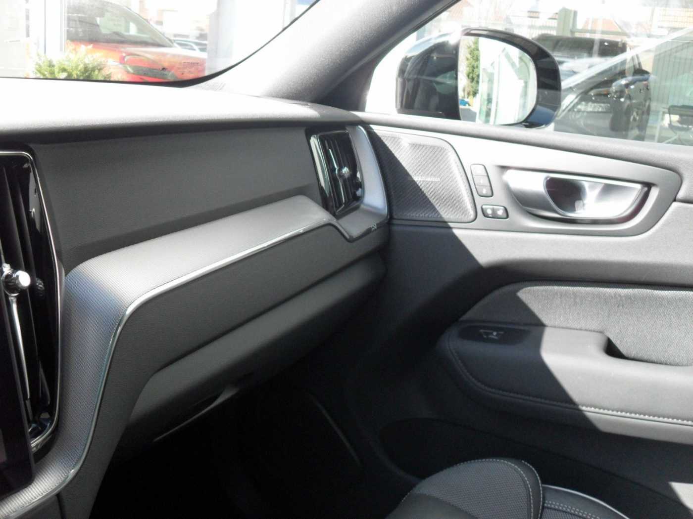Volvo XC60 – Bild 21