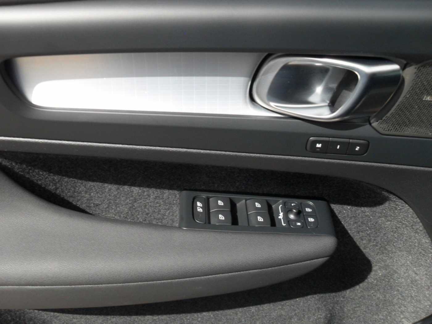 Volvo XC40 – Bild 12