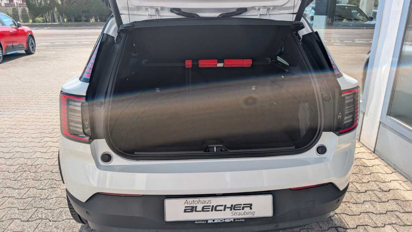 Volvo EX30 – Bild 12