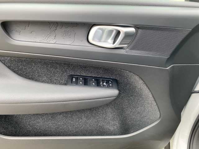 Volvo C40 Recharge – Bild 14