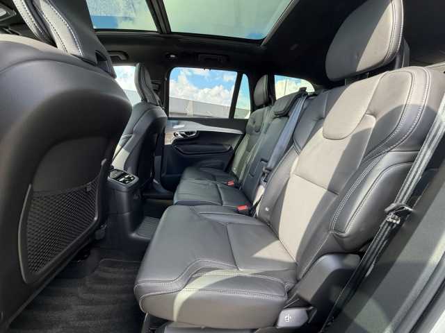 Volvo XC90 – Bild 12