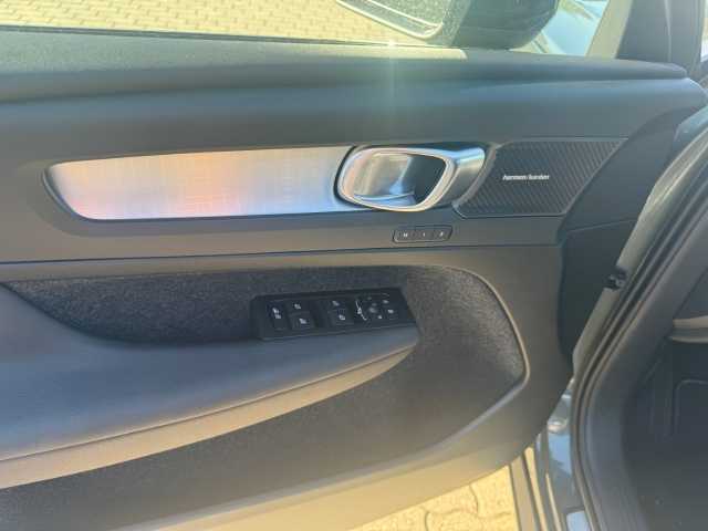 Volvo XC40 – Bild 4