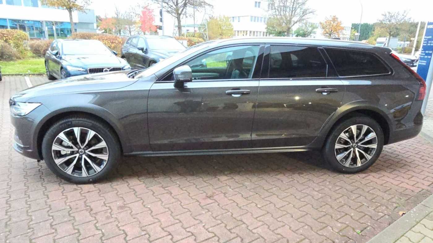 Volvo V90 Cross Country – Bild 4