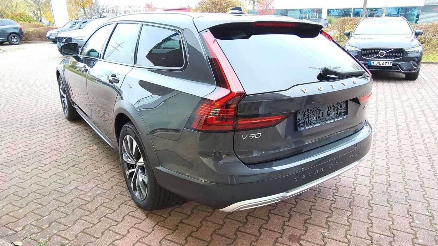 Volvo V90 Cross Country – Bild 5