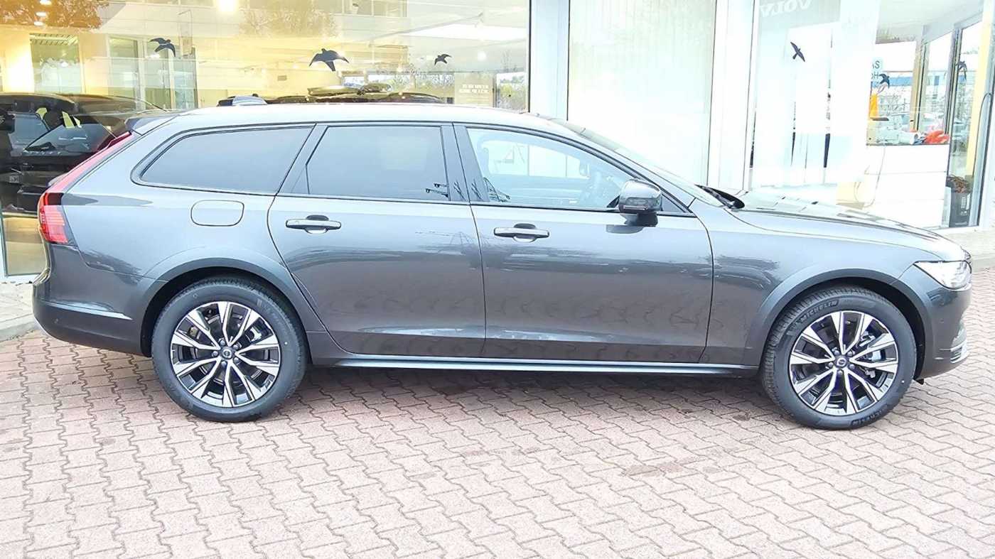 Volvo V90 Cross Country – Bild 7