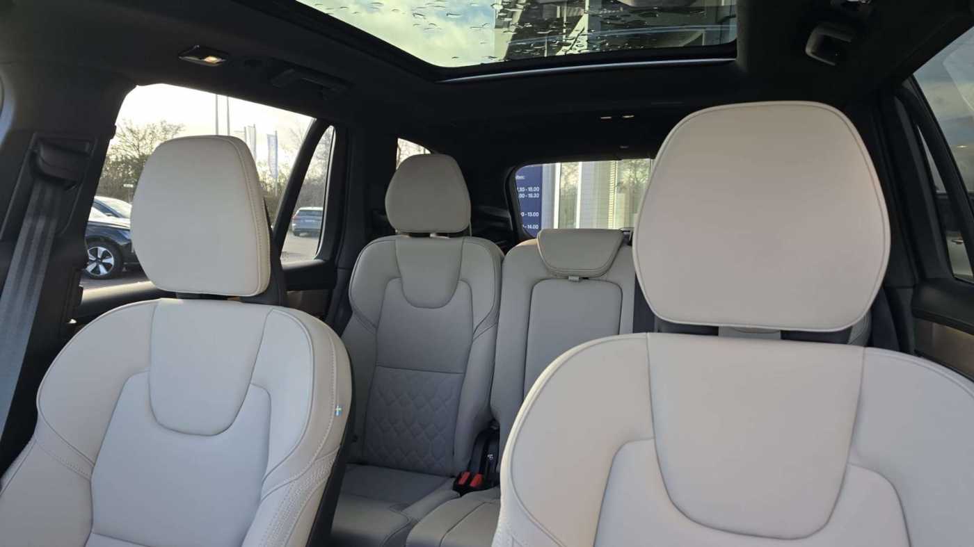 Volvo XC90 – Bild 10