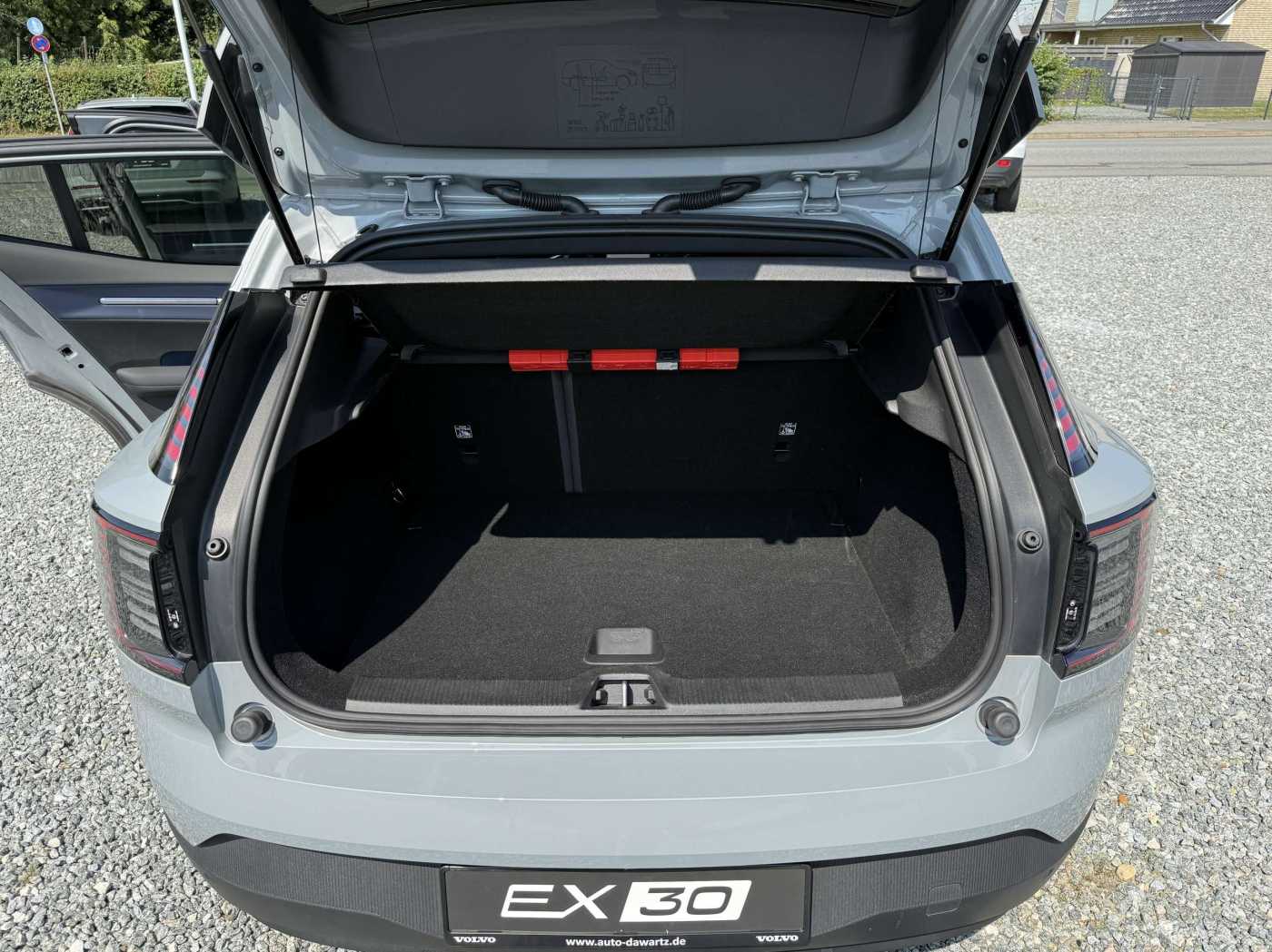 Volvo EX30 – Bild 9