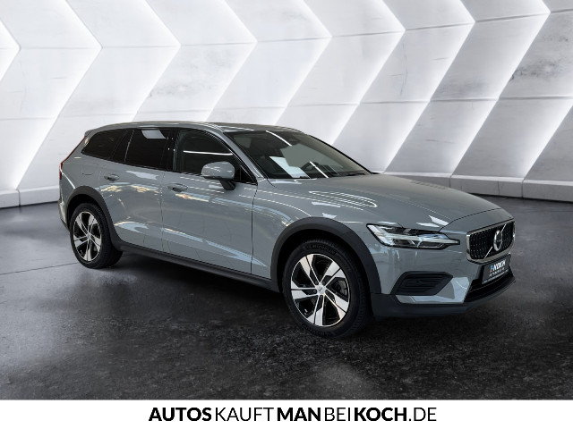Volvo V60 Cross Country – Bild 5