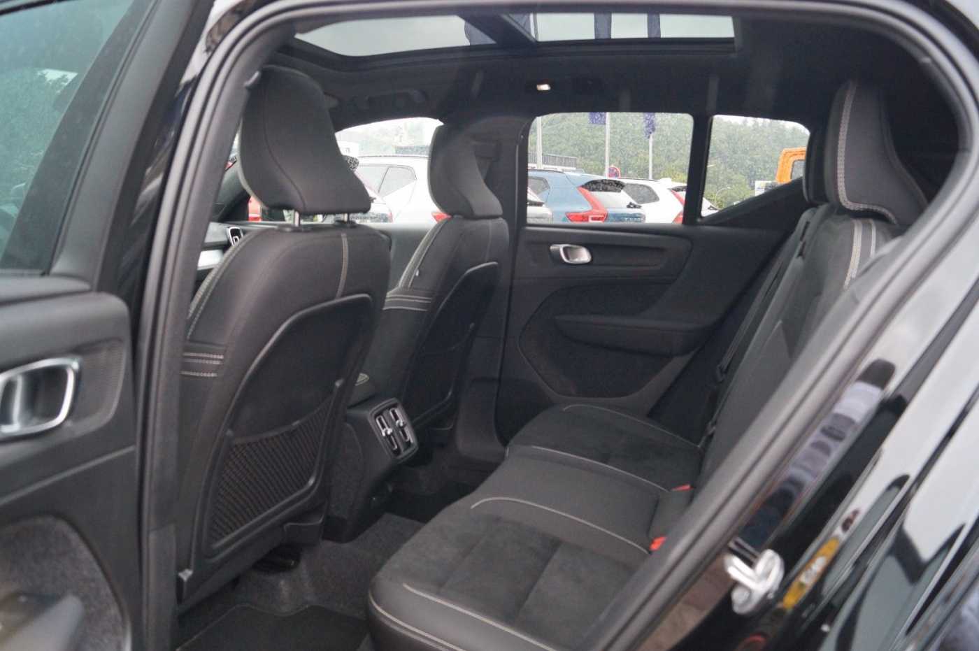 Volvo XC40 – Bild 12