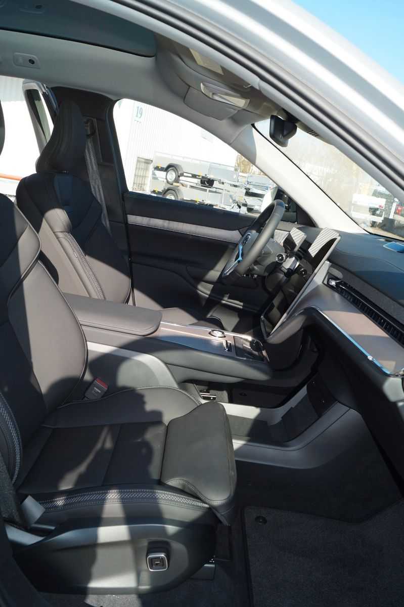 Volvo EX90 – Bild 11