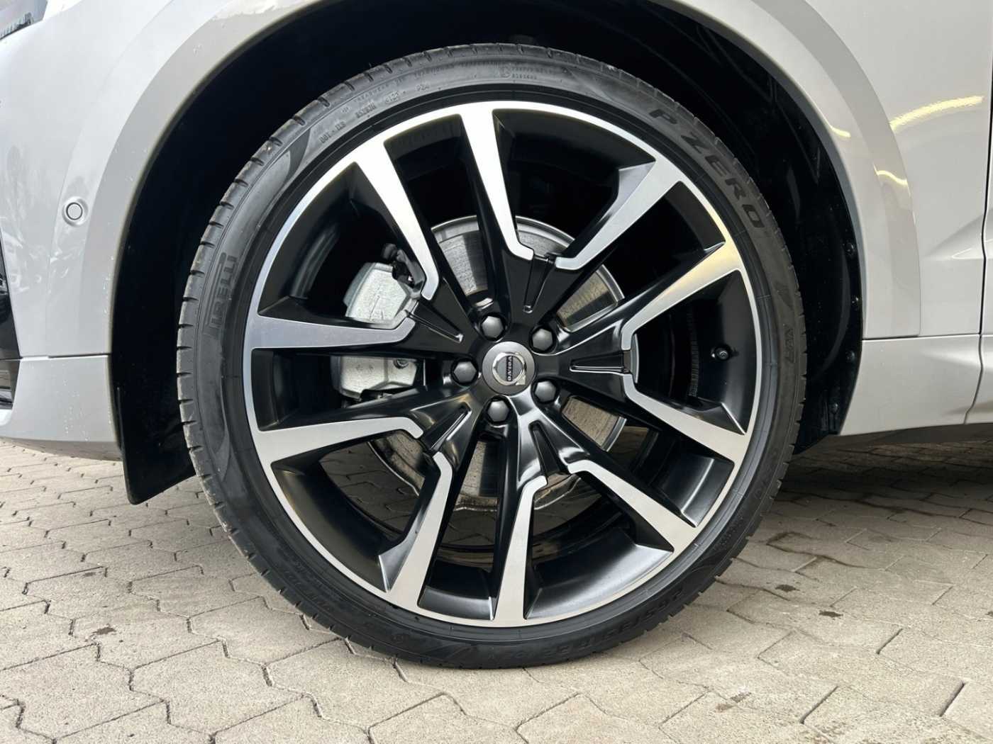 Volvo XC60 – Bild 9