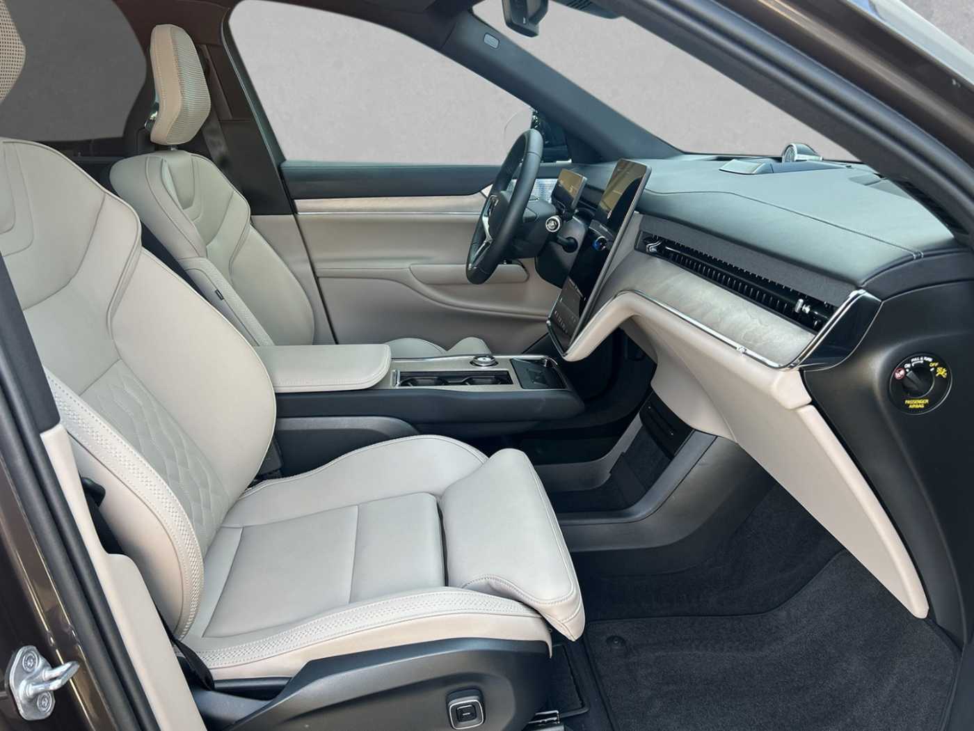 Volvo EX90 – Bild 3