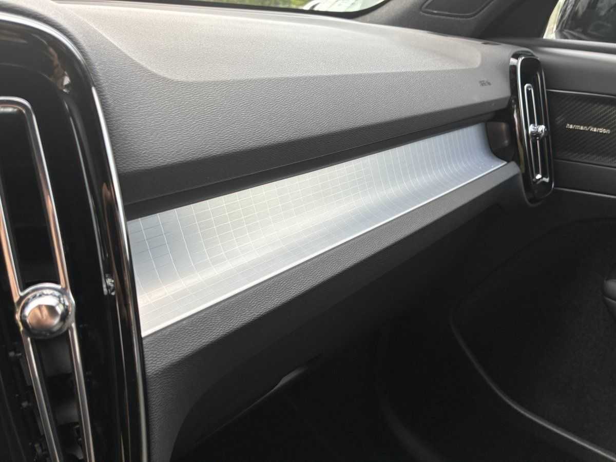 Volvo XC40 – Bild 12