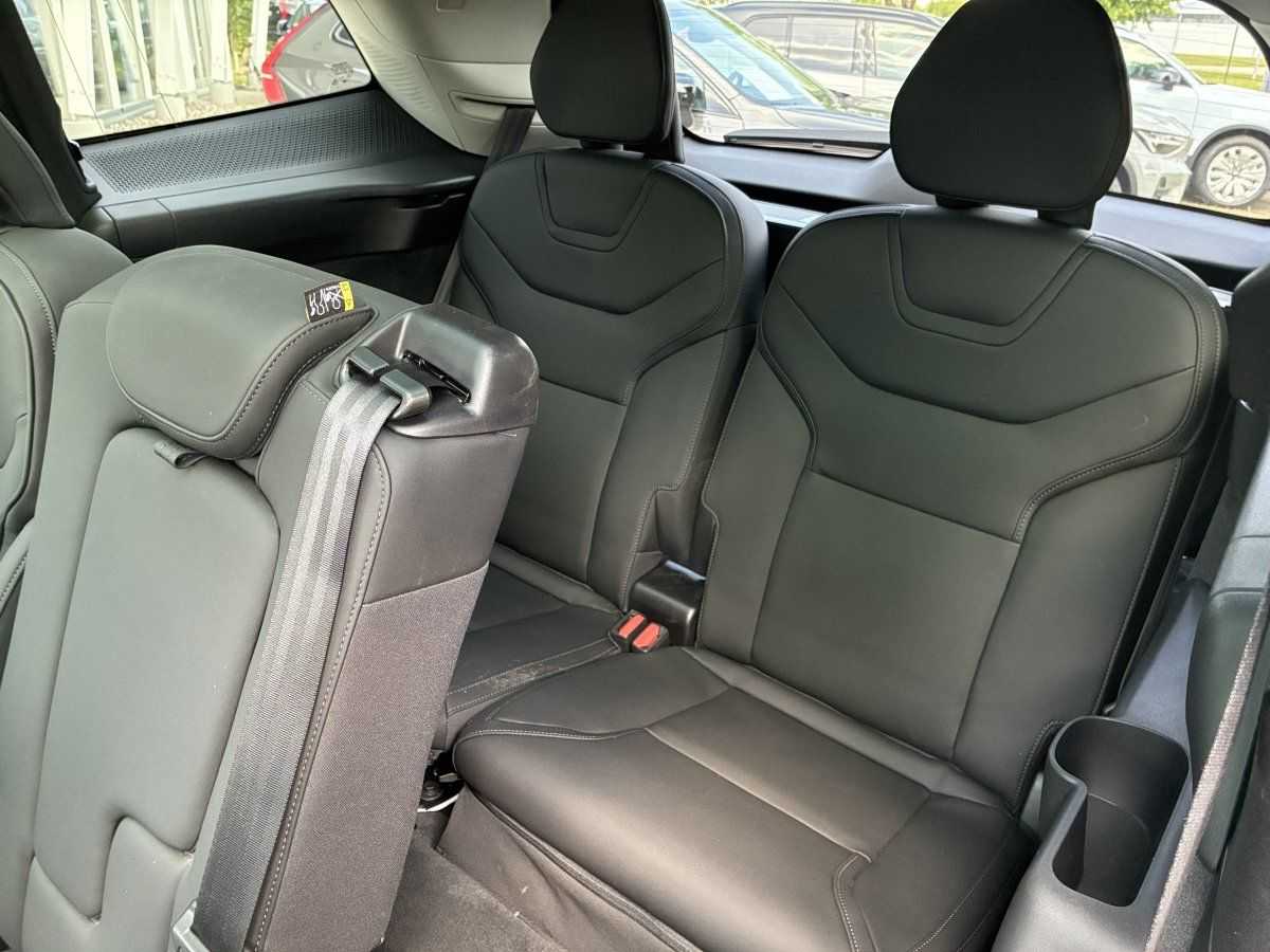 Volvo EX90 – Bild 17