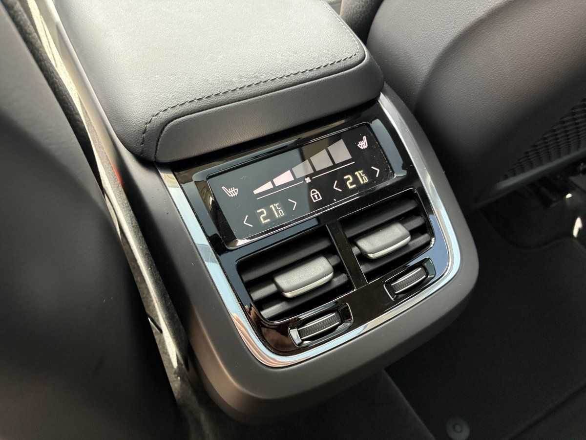 Volvo XC60 – Bild 15