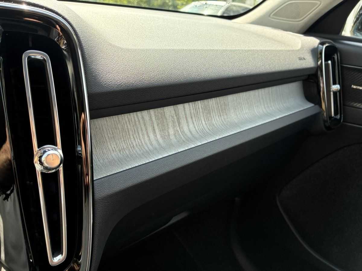 Volvo XC40 – Bild 13