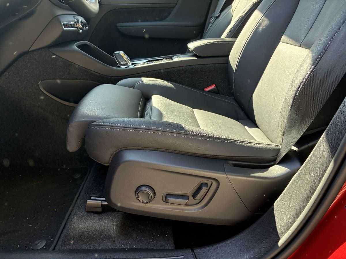 Volvo XC40 – Bild 14