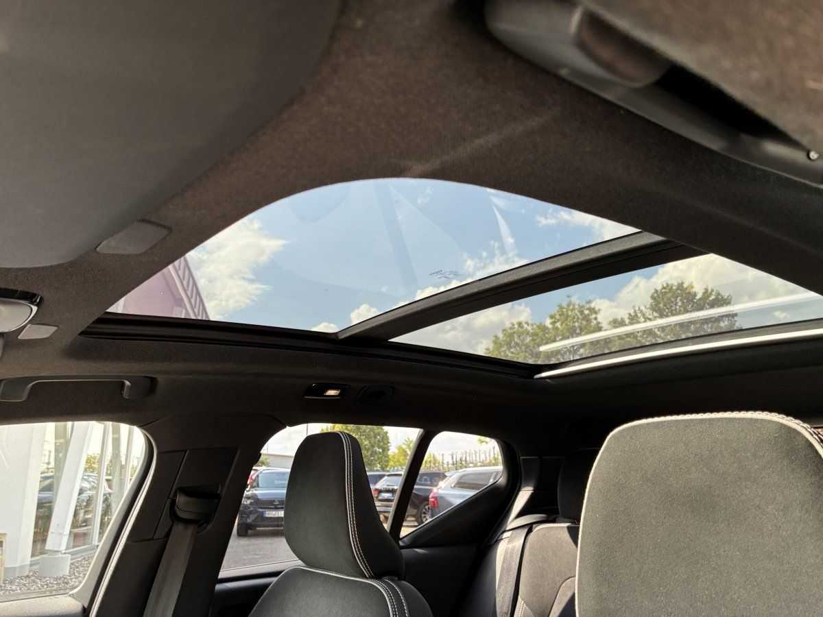 Volvo XC40 – Bild 14