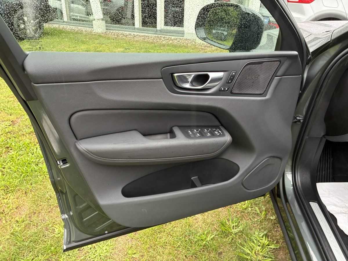 Volvo XC60 – Bild 12