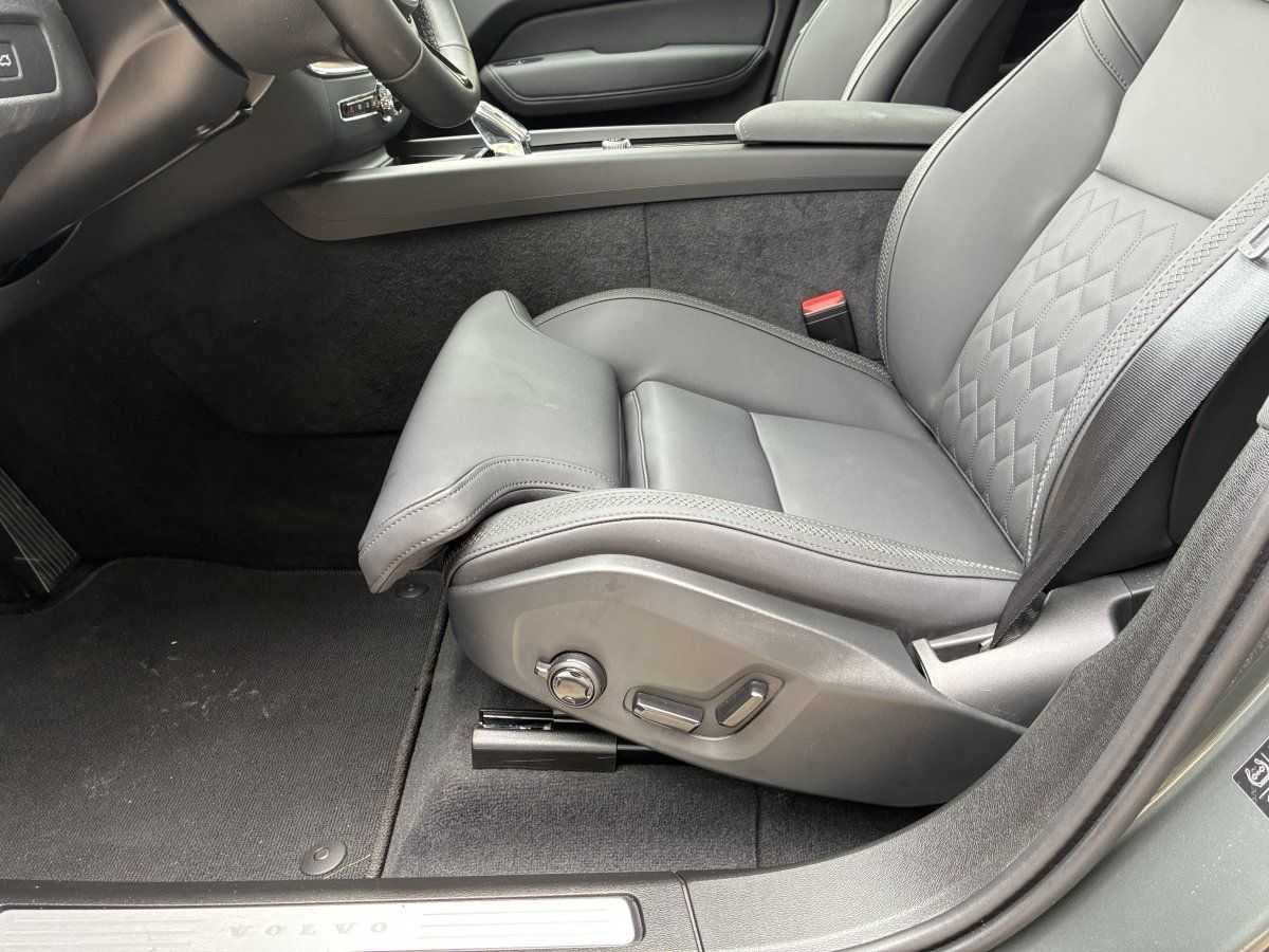 Volvo XC60 – Bild 13