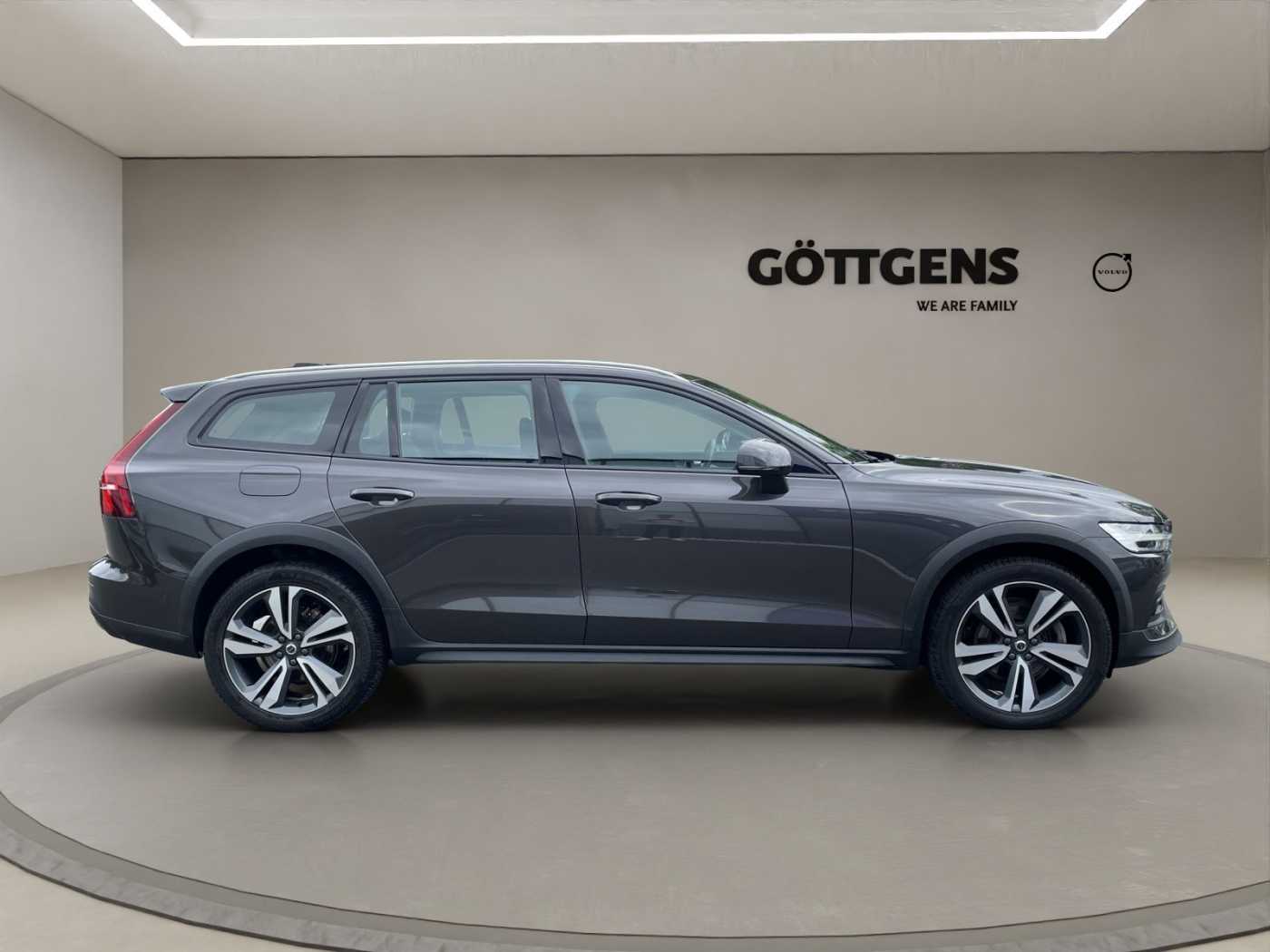 Volvo V60 Cross Country – Bild 5