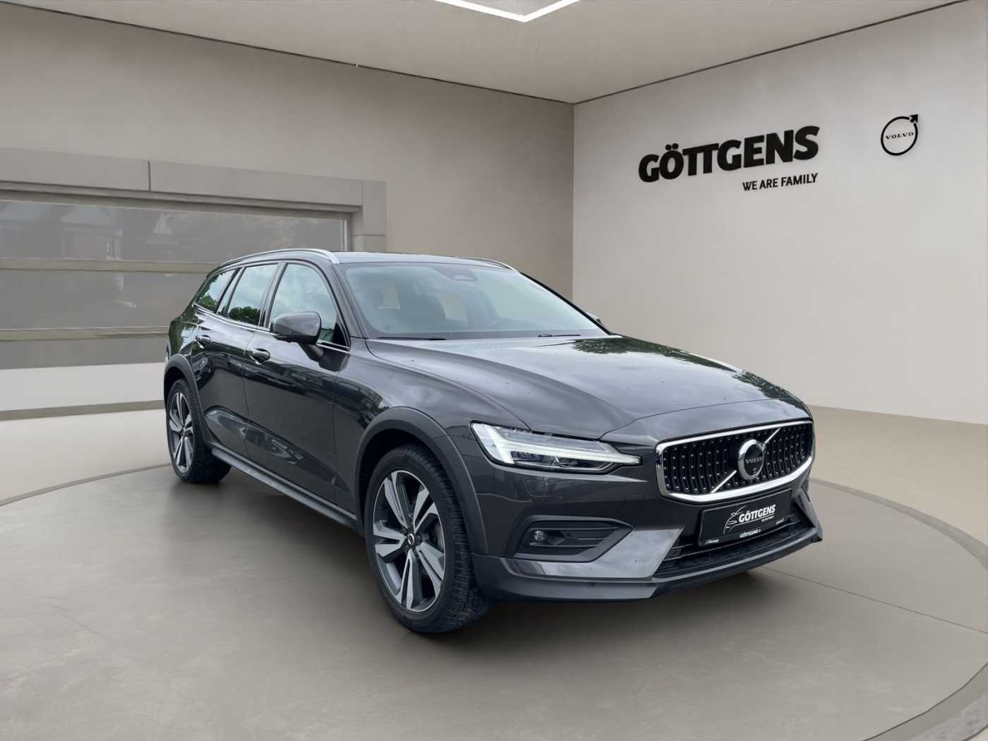 Volvo V60 Cross Country – Bild 6