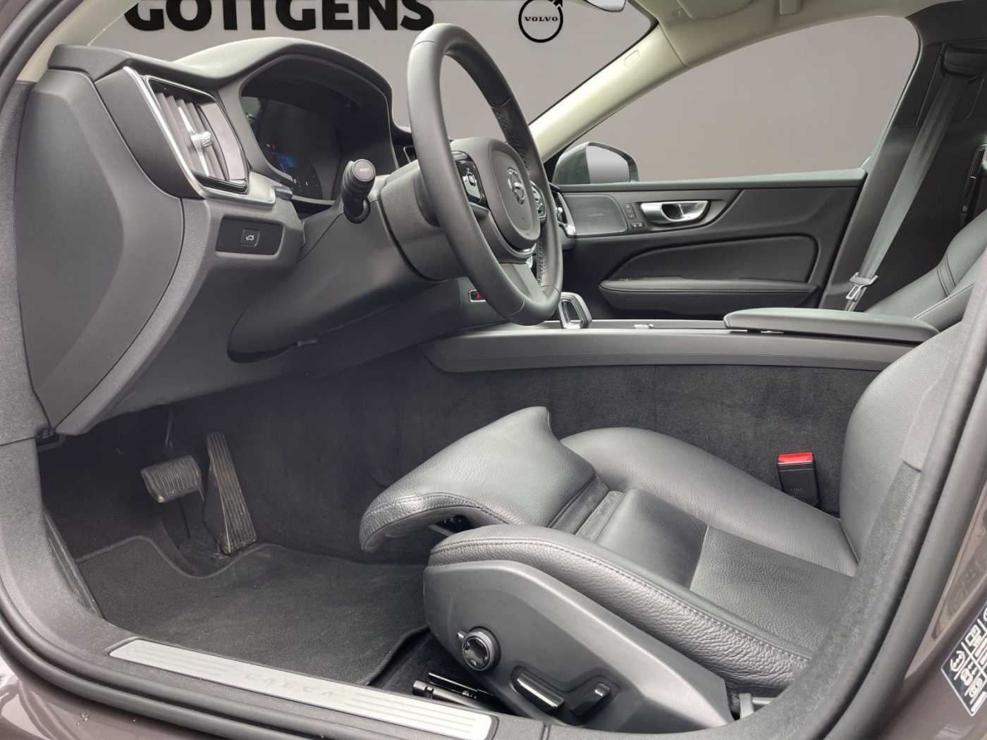 Volvo V60 Cross Country – Bild 7