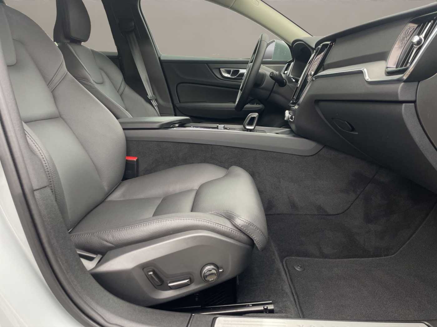 Volvo V60 Cross Country – Bild 13