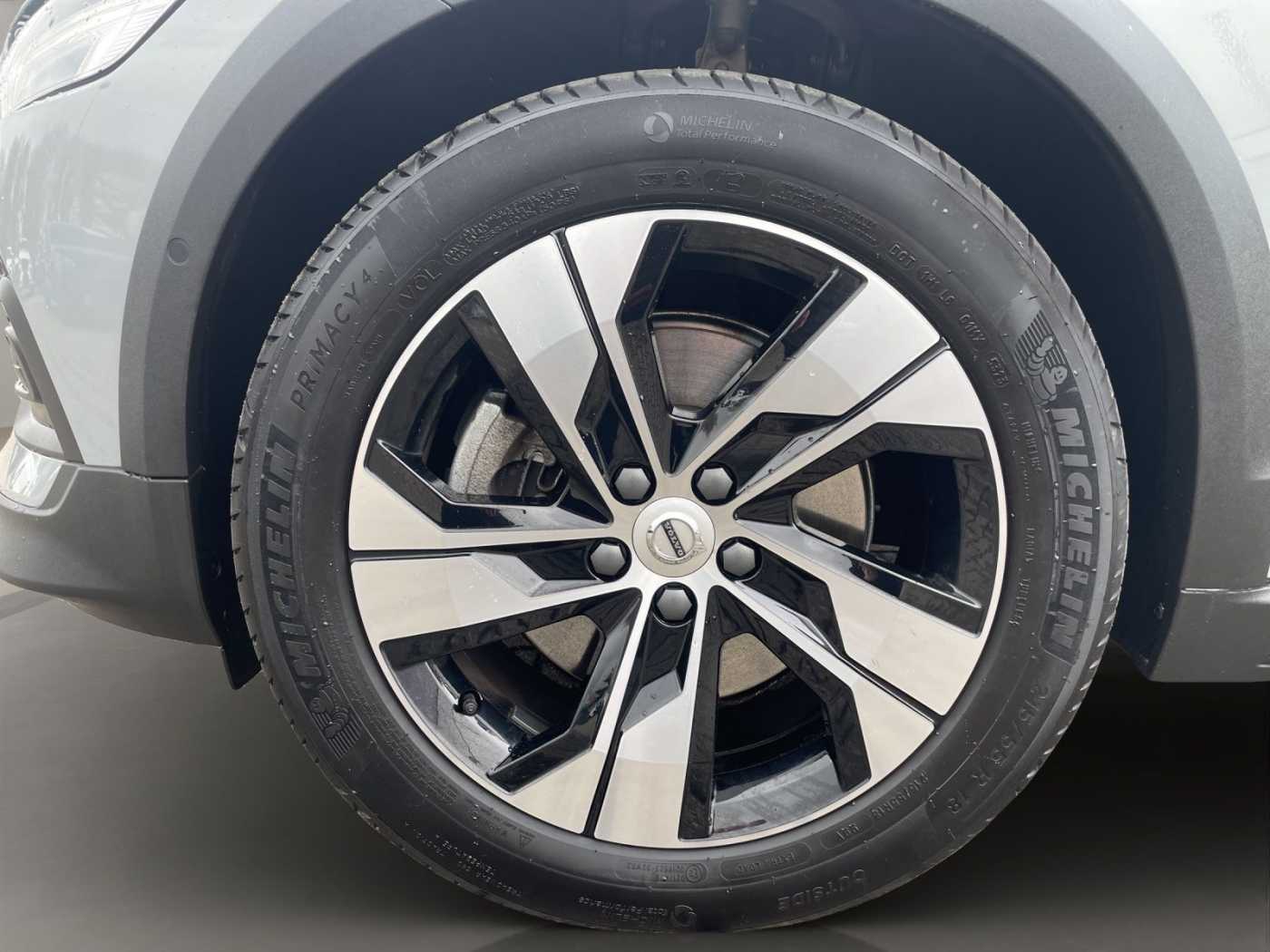 Volvo V60 Cross Country – Bild 15