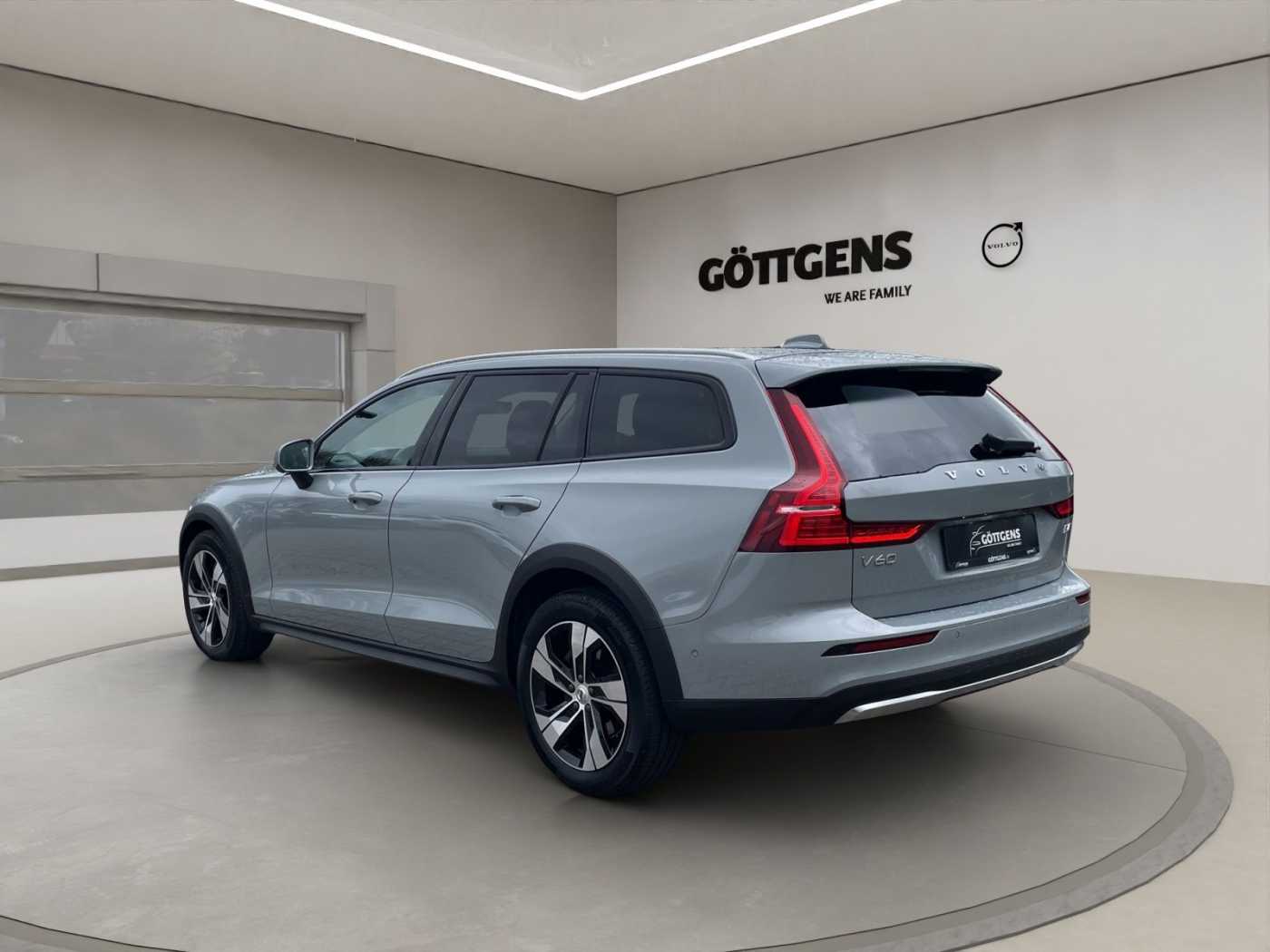 Volvo V60 Cross Country – Bild 3