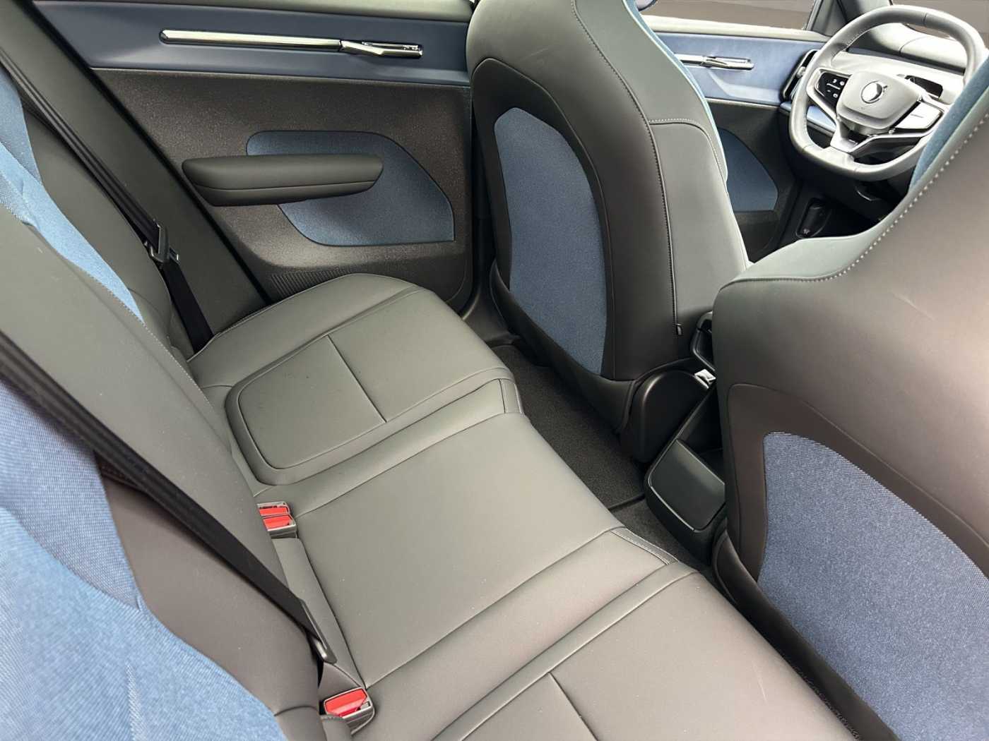 Volvo EX30 – Bild 20